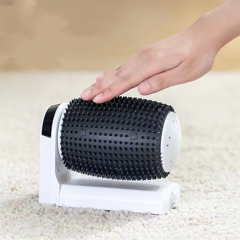 Moving wall scratcher