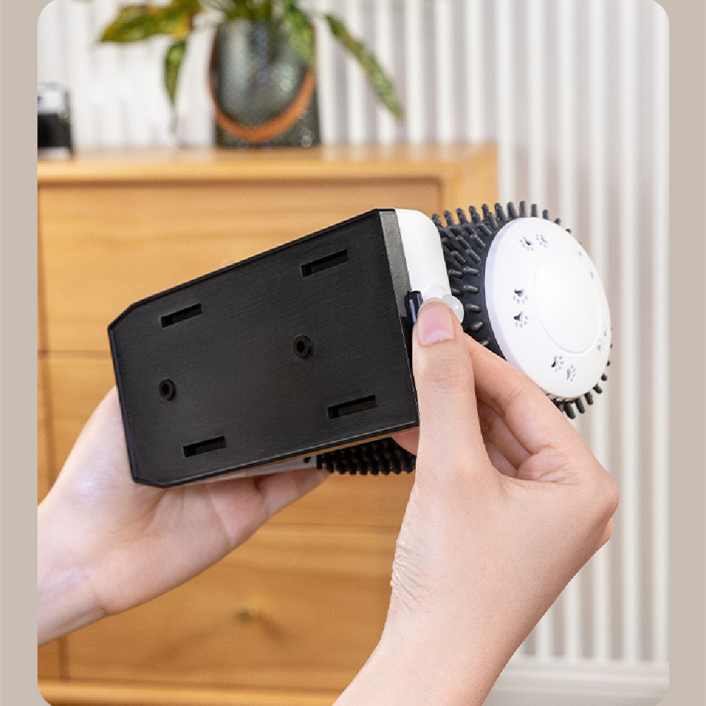 Moving wall scratcher